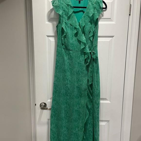 Summer wrap dress - Picture 2 of 2